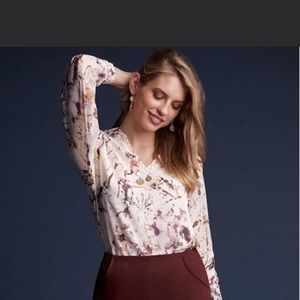 CAbi Goddess #3694 white tan, purple, burgundy abstract print long sleeve blouse